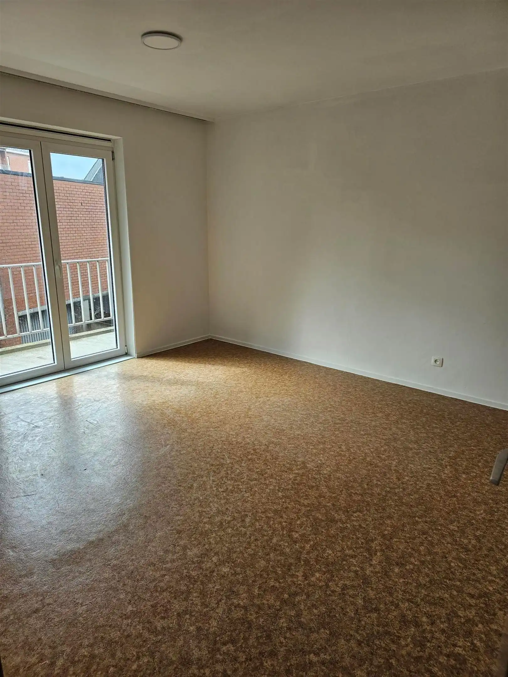 Centraal gelegen appartement met 2 slaapkamers. foto 7