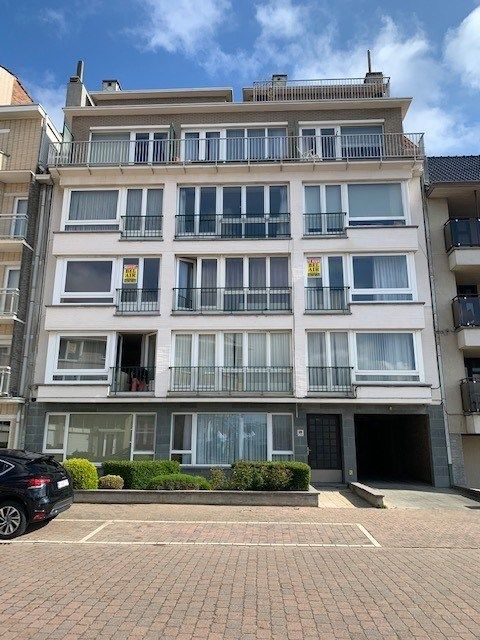 Gemeubeld appartement op de tweede verdieping, vlak aan zee foto {{pictureIndex}}
