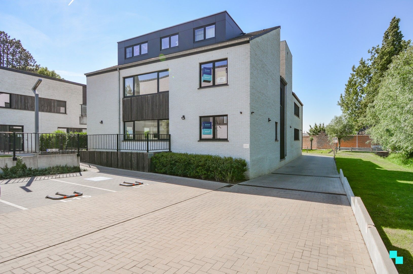 Aantrekkelijk, nieuwbouw appartement in dorpskern Gits foto 17