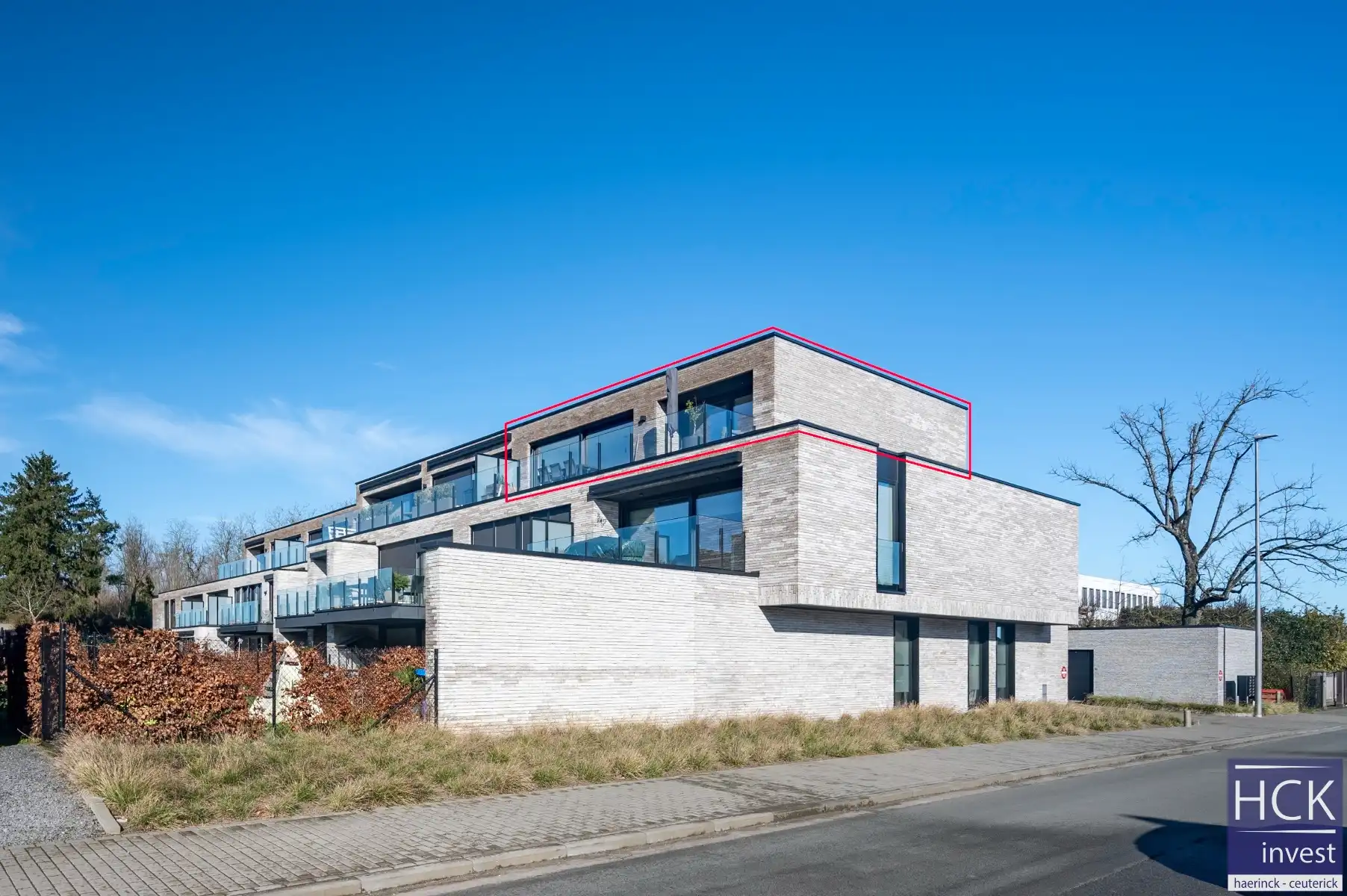 KRUISHOUTEM - Luxueus en ruim BEN-penthouse met groot terras! foto 2