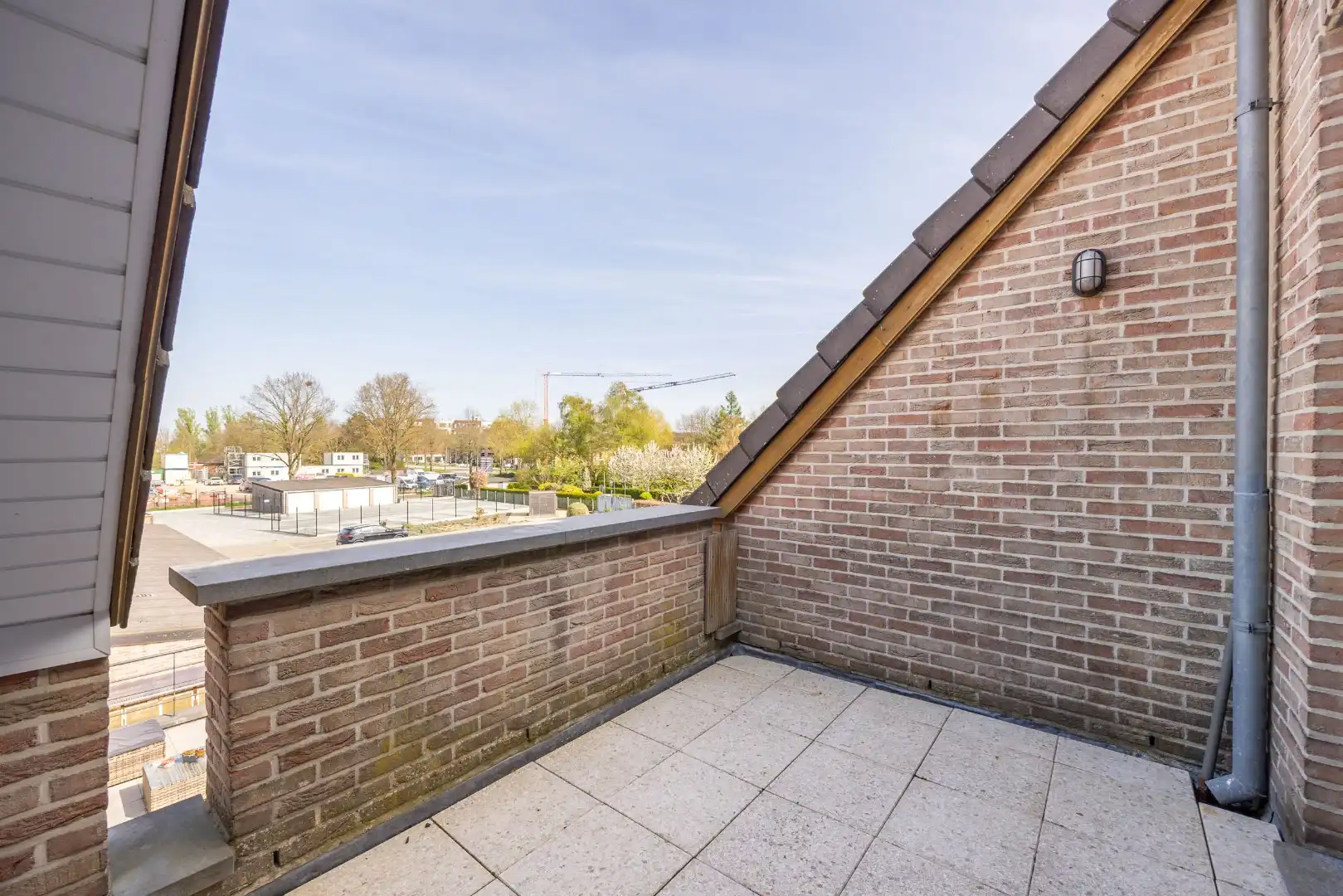 Instapklaar appartement te koop! foto 11