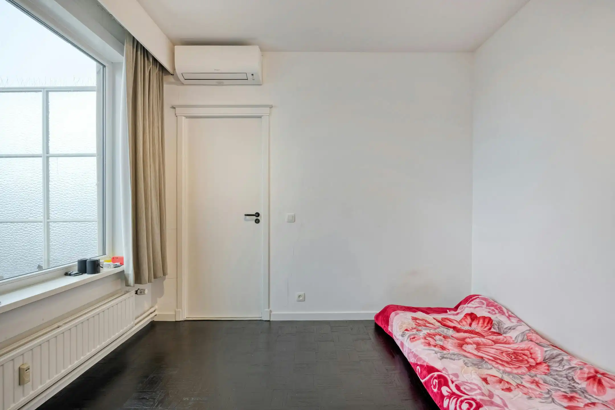 Instapklaar 1-slaapkamerappartement te koop in Wilrijk  foto 9
