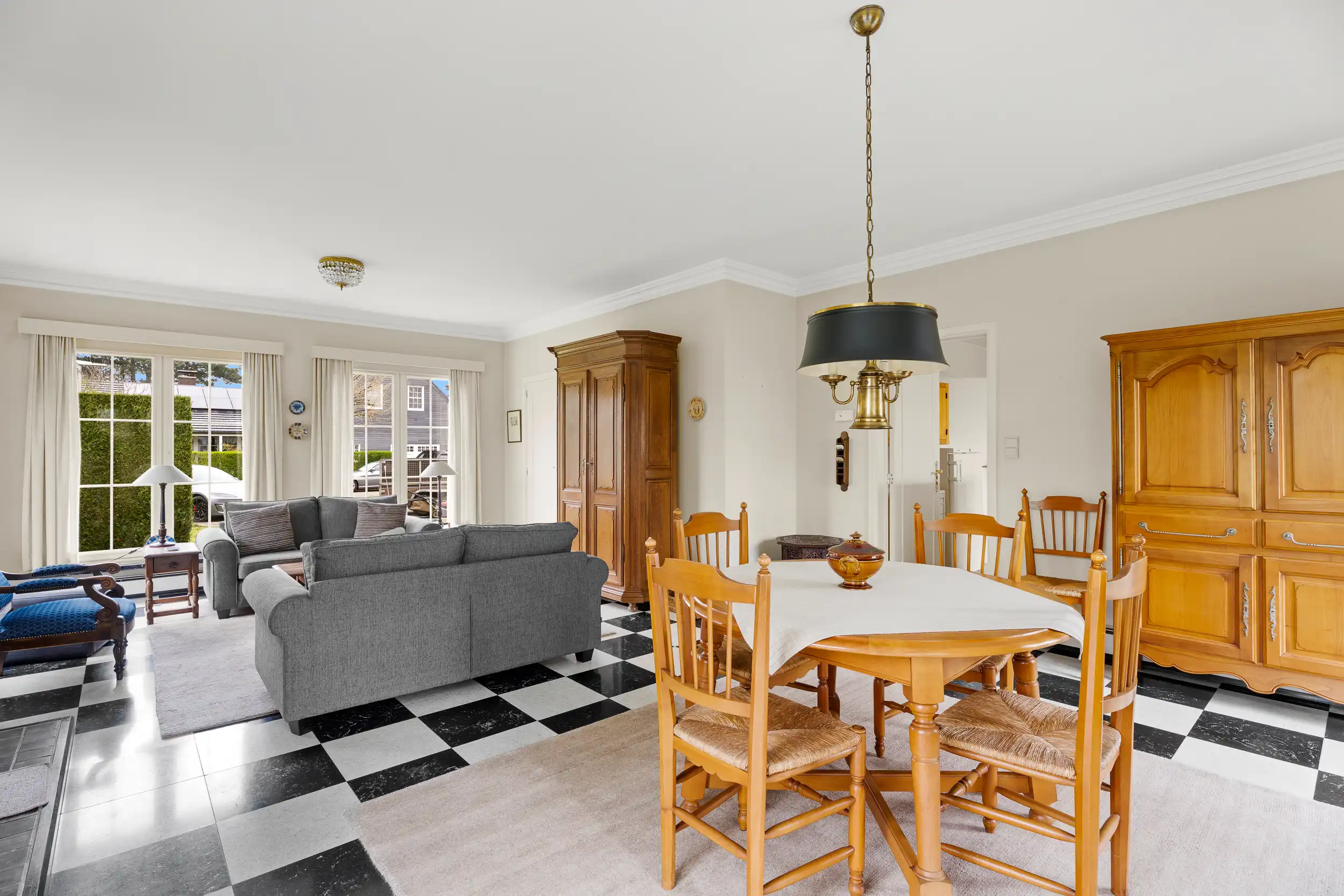 Karaktervolle villa op toplocatie nabij de oude Leiearm foto 5