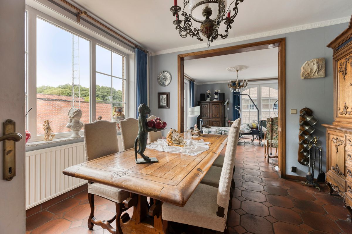 Landelijke woning met 2 loodsen foto 6