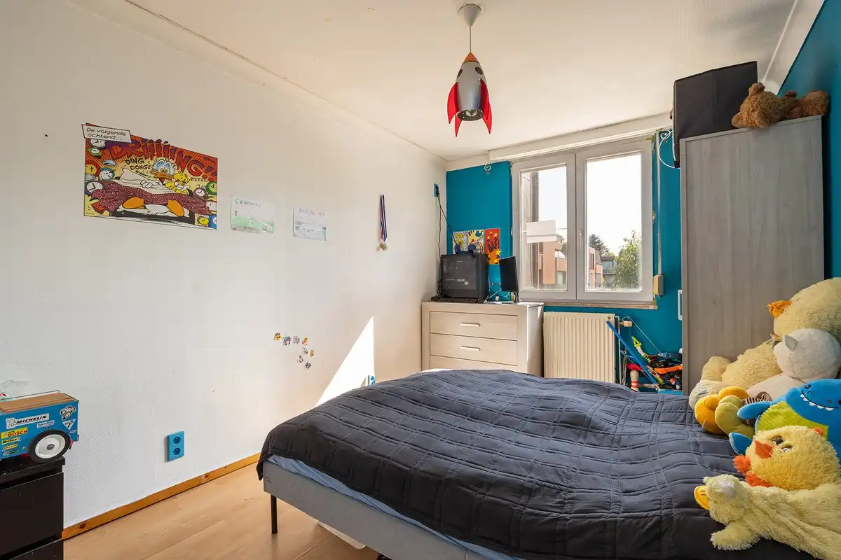 Instapklare semi half open woning met 4 slaapkamers foto 17