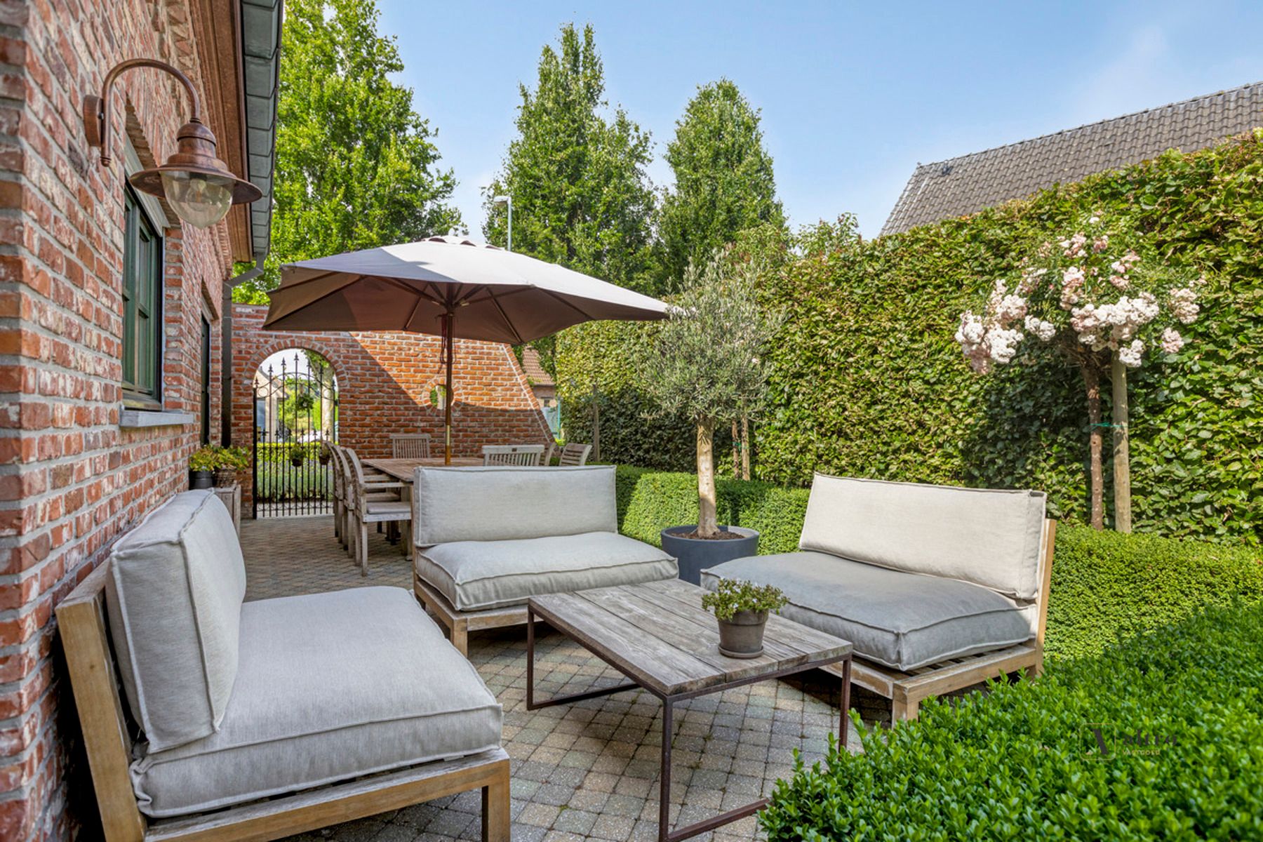 Prachtige en instapklare villa in landelijke stijl  foto 30