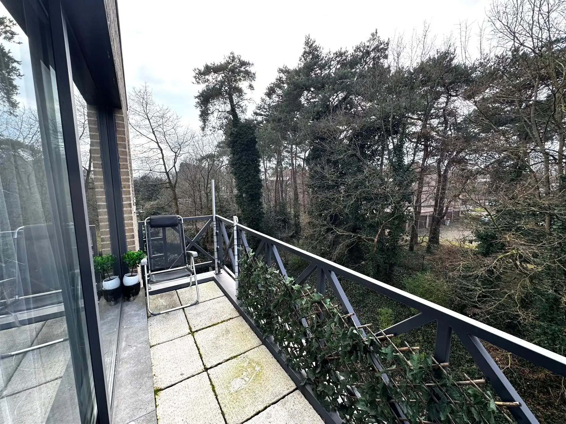 Instapklaar appartement te koop in het hart van Maasmechelen! foto 14