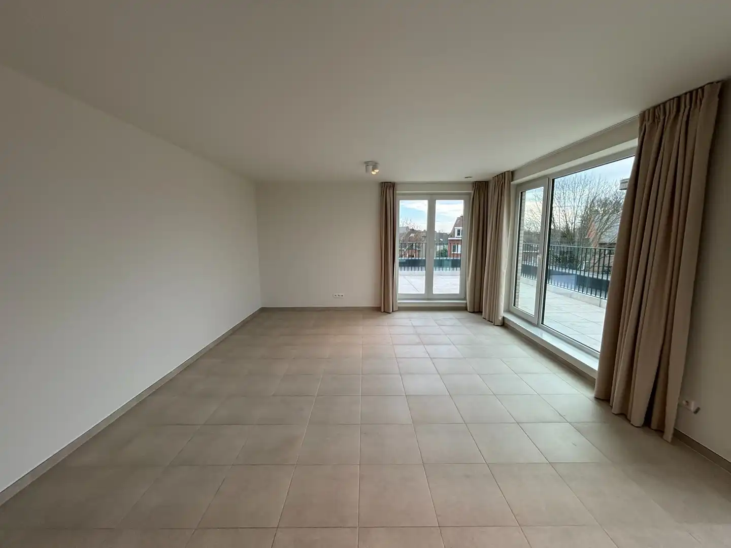 Exclusief wonen op de top: Duurzaam 3-slaapkamer Penthouse met terras van 53m² foto 10