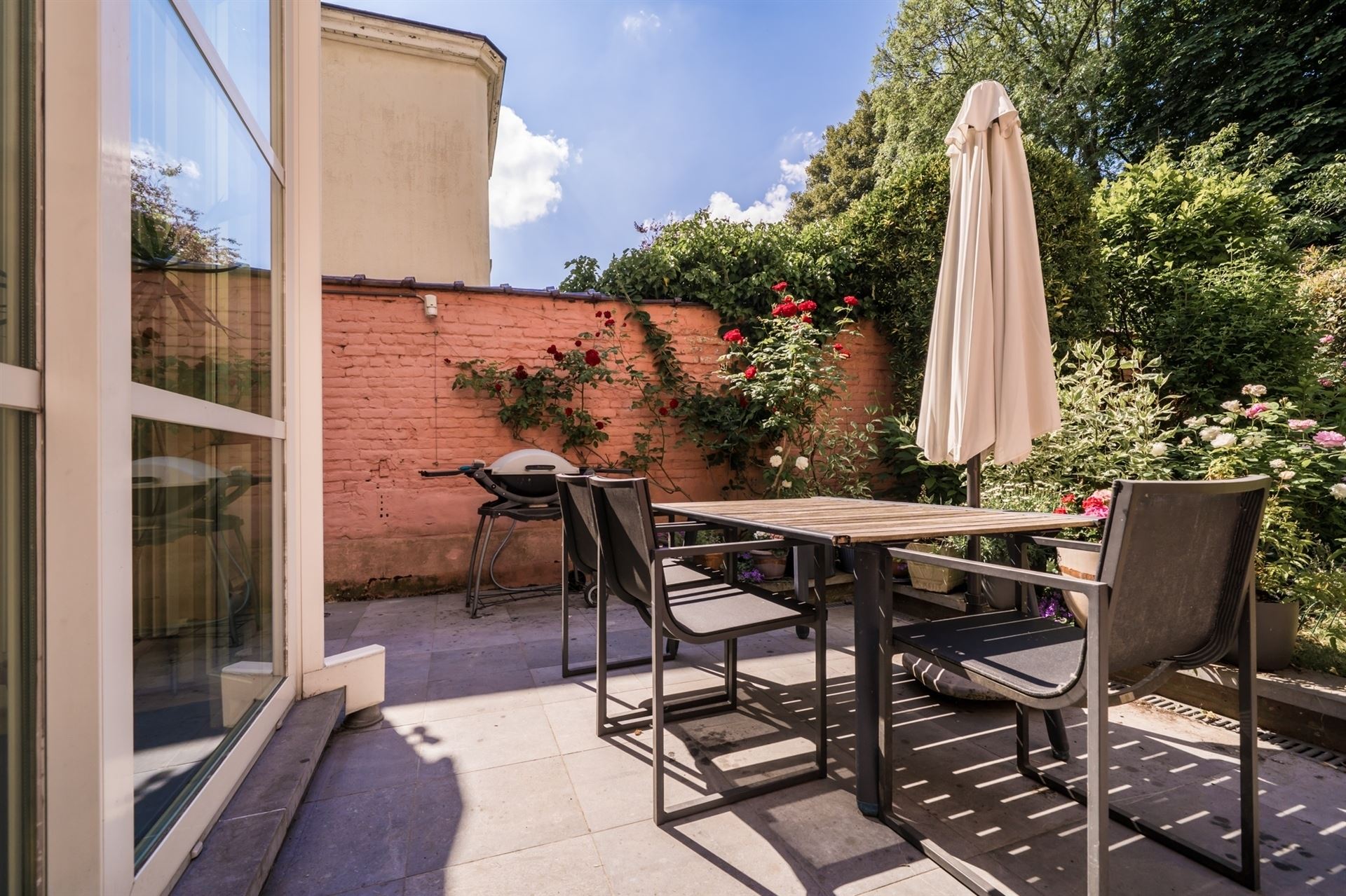 Prachtig herenhuis op een toplocatie in de EU-wijk foto 4