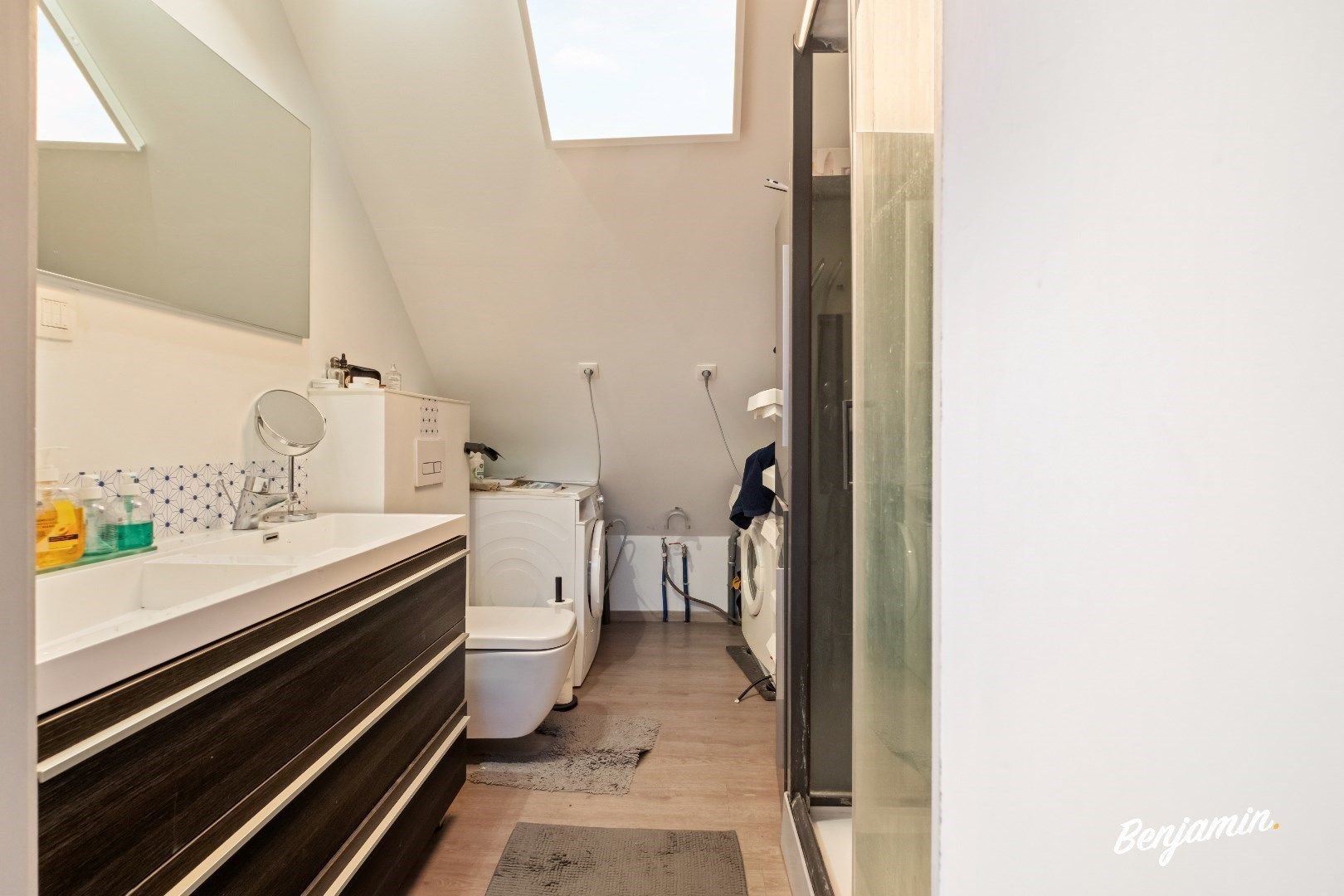 Halfopen woning met loods in Heule foto 10