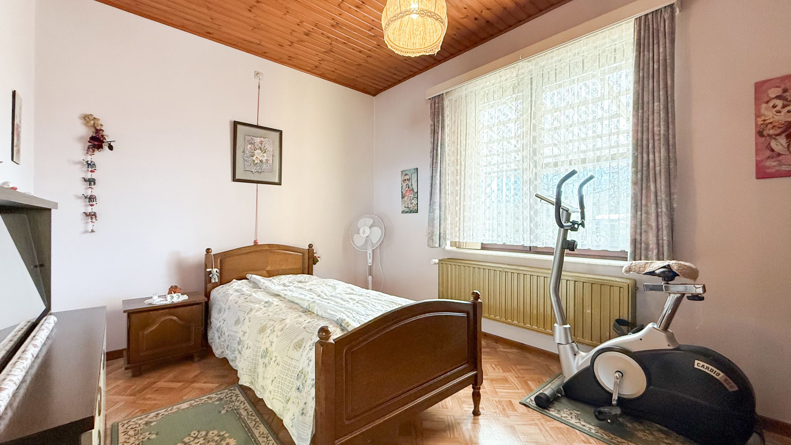 Instapklare bungalow met 3 slaapkamers in Heusden-Zolder! foto 12