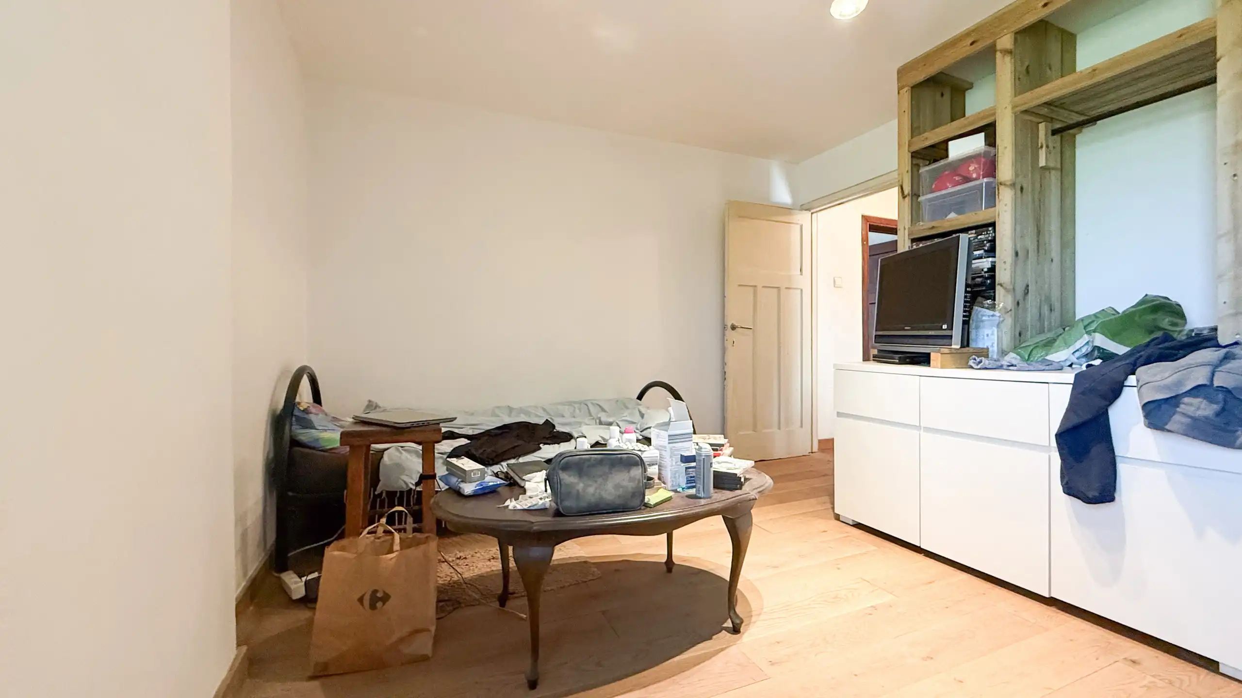 Te renoveren woning met 3 slpkms op ruim perceel van 8a58ca! foto 20