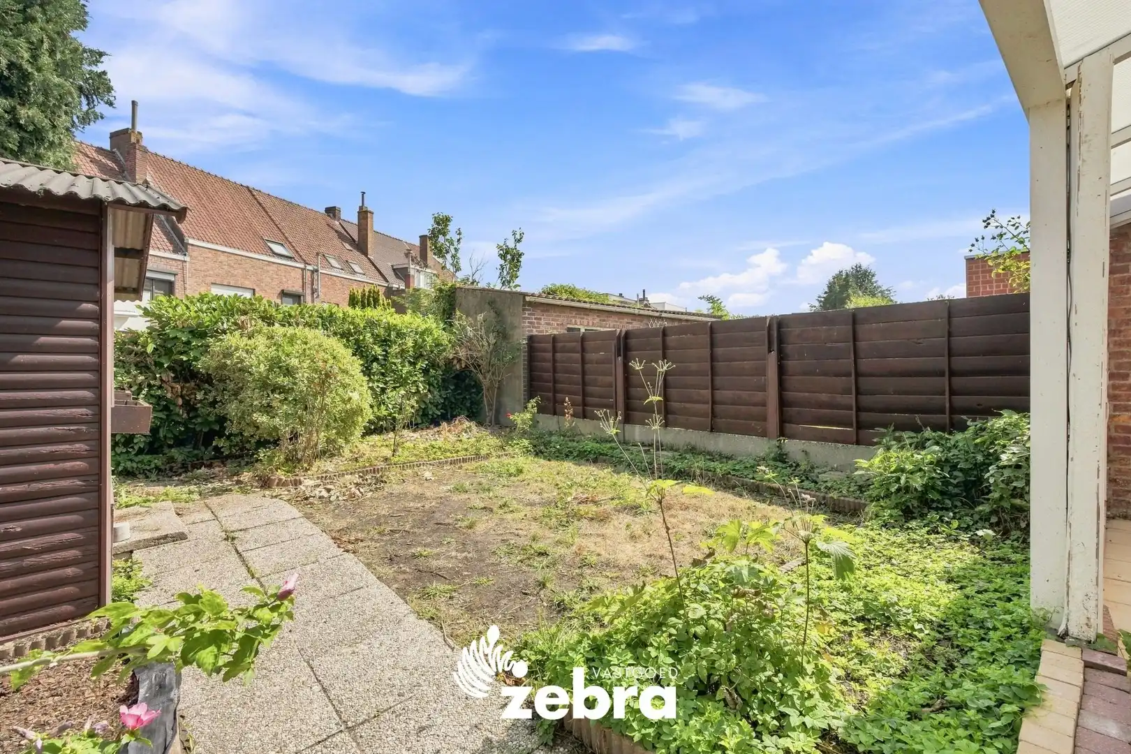 Halfopen bebouwing met drie slaapkamers, ruime zolder en garage in Brugge! foto 29
