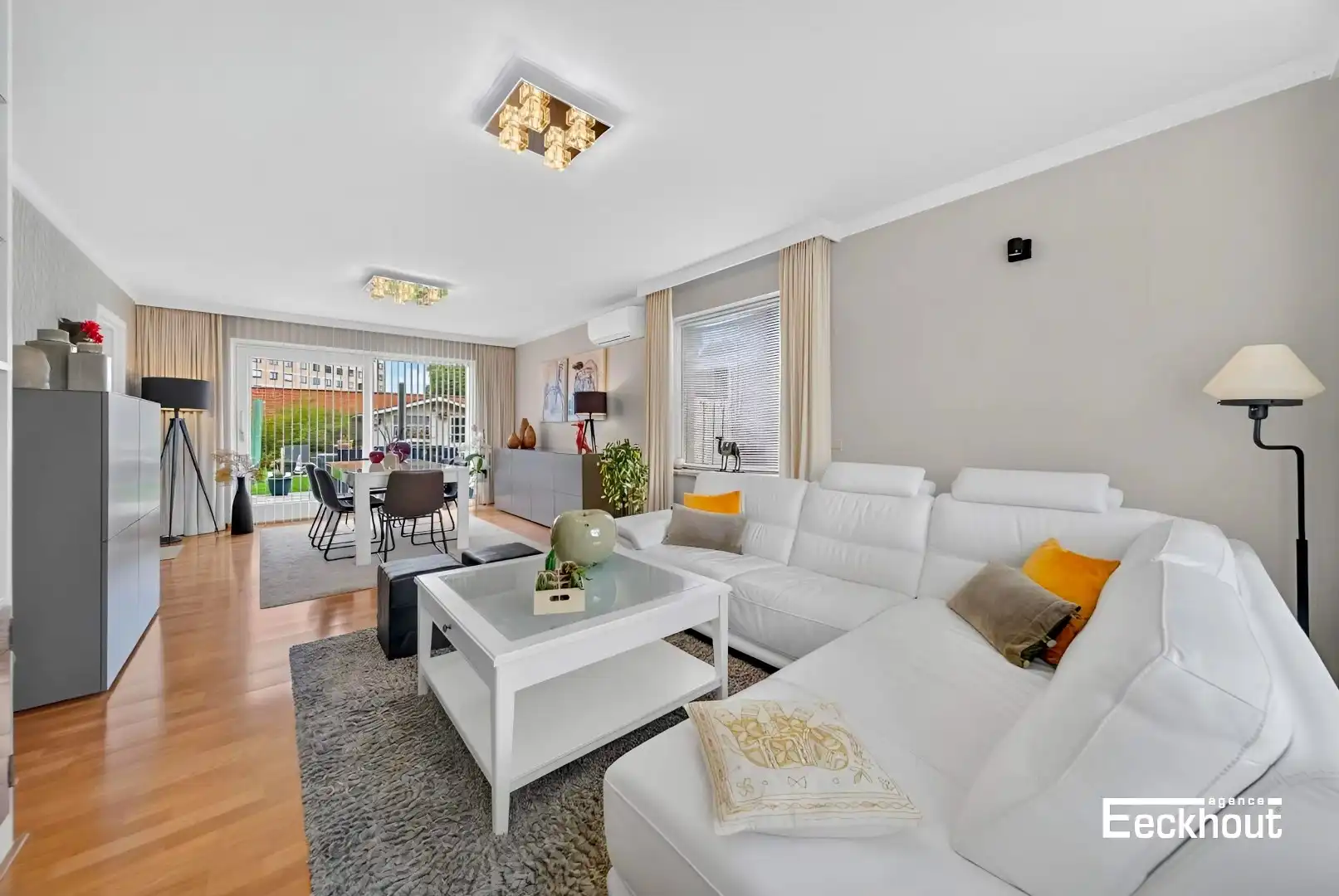 Instapklare halfopen woning nabij het strand op de grens tussen Oostende en Bredene! foto 4