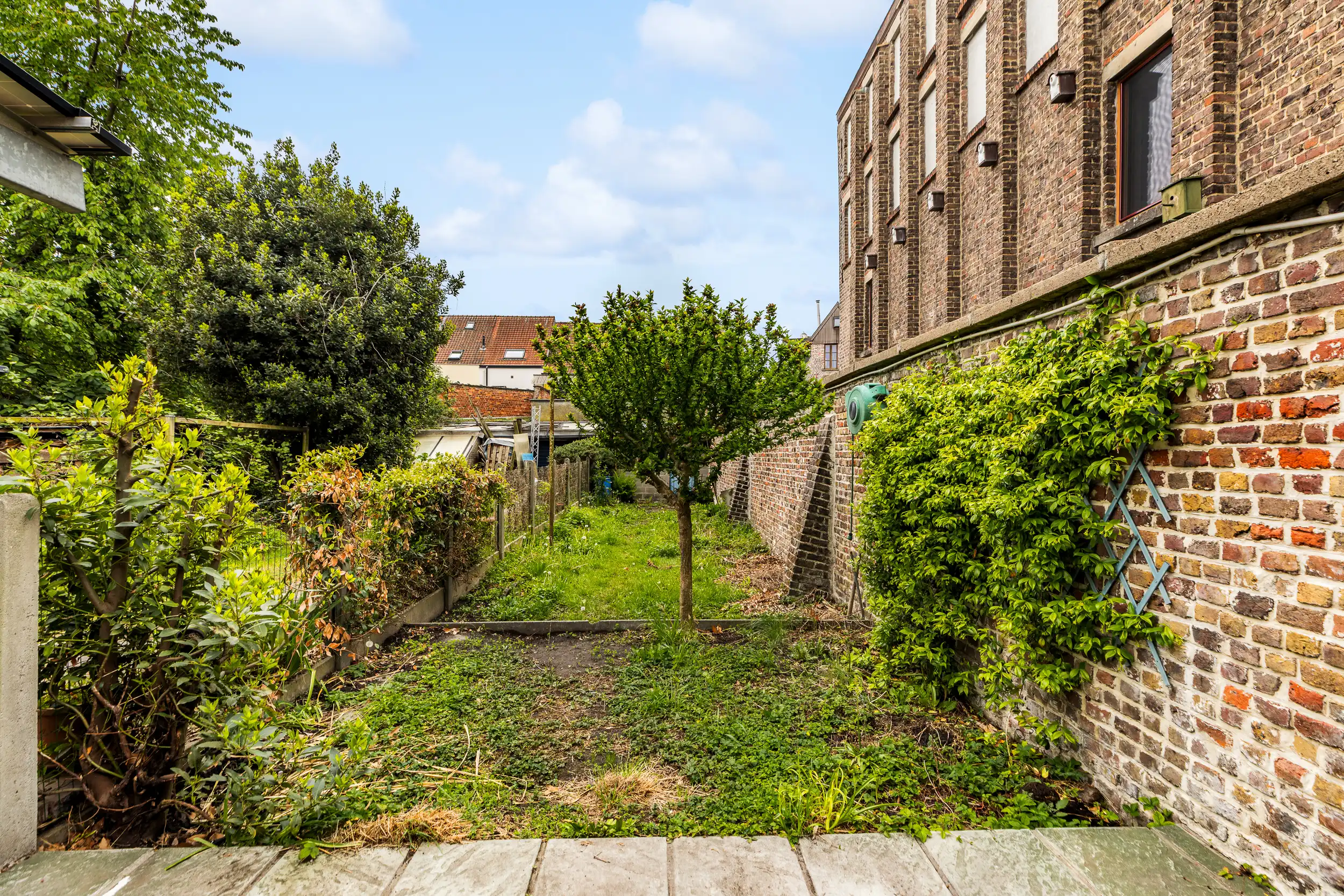 Te renoveren woning met ruime tuin in gegeerde Snoekstraat foto 15