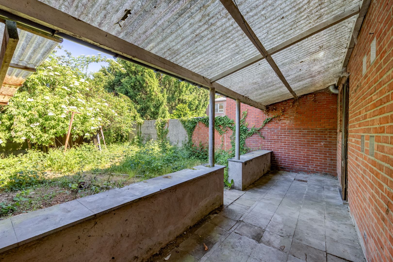 Renovatiepand op topligging te Hulshout! foto 12