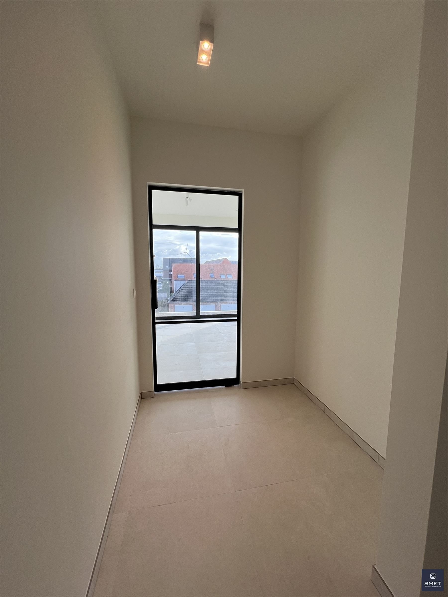 NIEUW APPT MET 2 SLPKS EN AUTOSTAANPL. foto 10