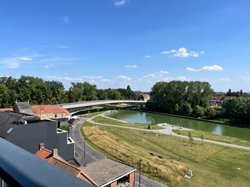 Appartement aan het water met zicht op de vaart inclusief garage en berging! foto 16