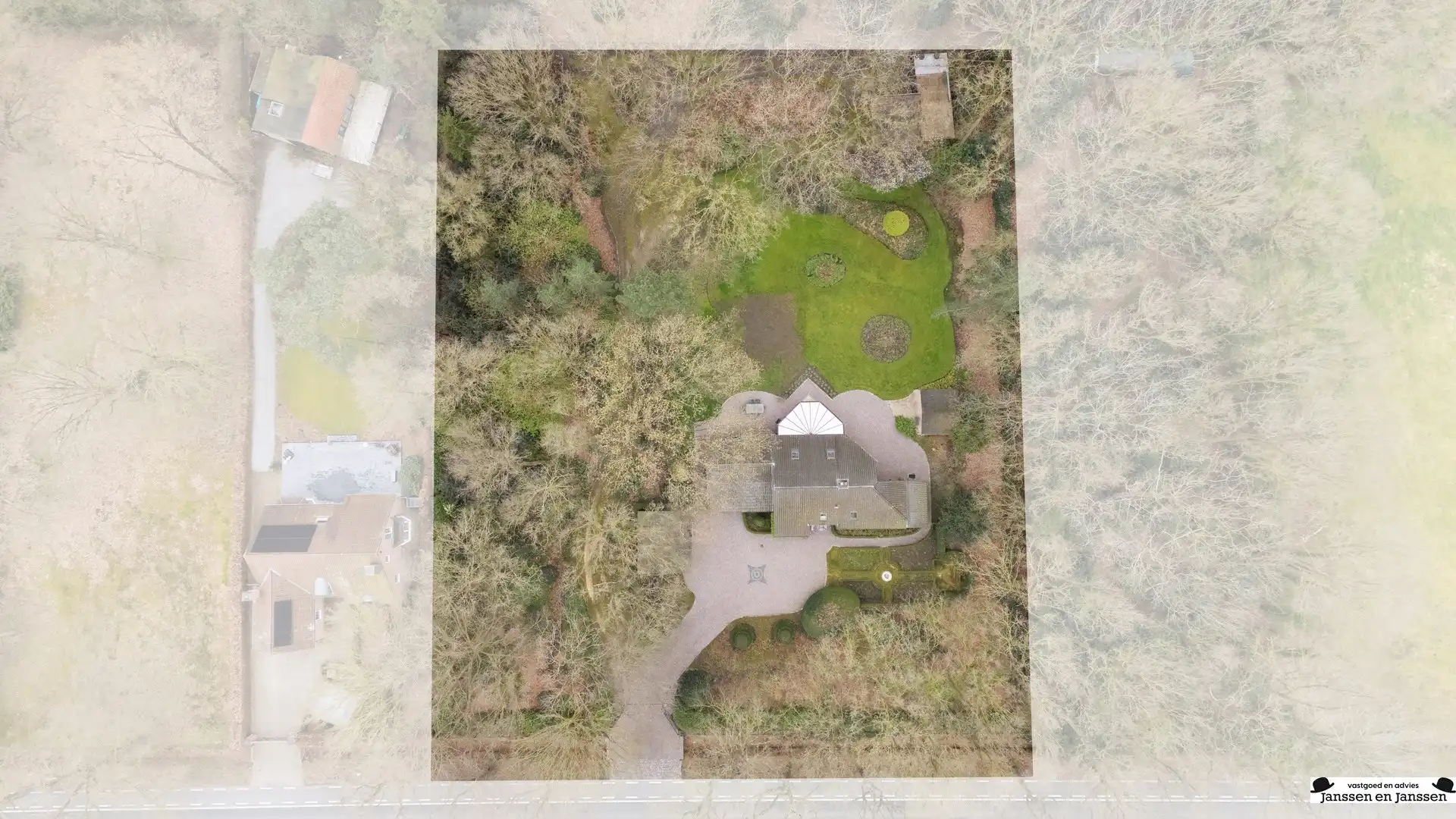 Karaktervolle villa op aan de Bredabaan te Gooreind  foto 31