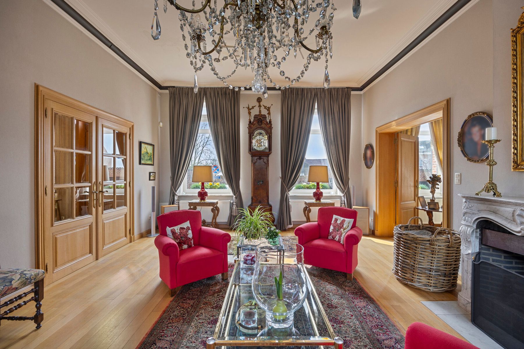 Ruime en karaktervolle woning in hartje Herne foto 4