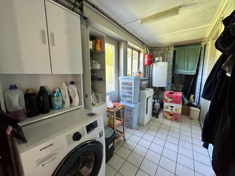 3 slaapkamer woning met garage en grote afgesloten tuin foto 10