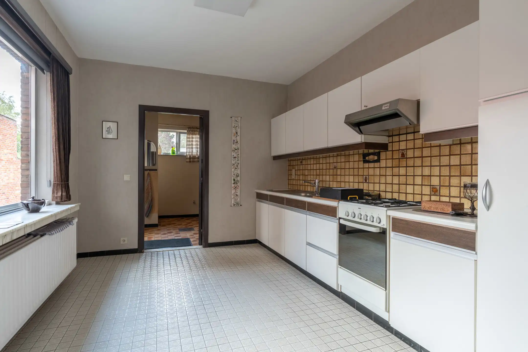 Gunstig gelegen won&nbsp;met 3 slpk, garage en grote tuin  919 m² foto 12