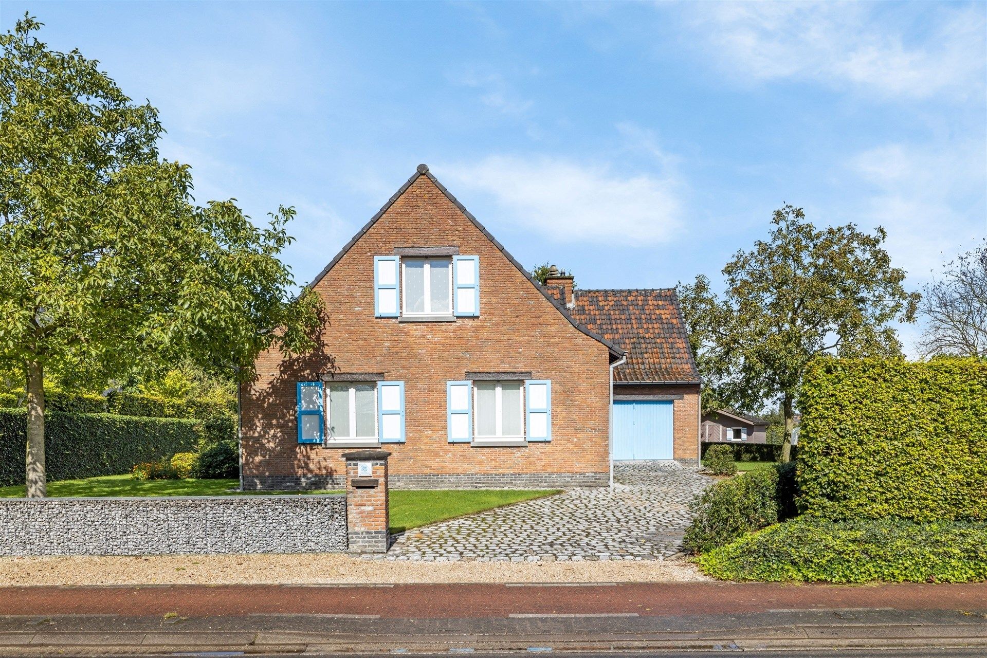 Charmante gezinswoning met 4 slaapkamers en mooi aangelegde tuin op 1.185m² foto 30