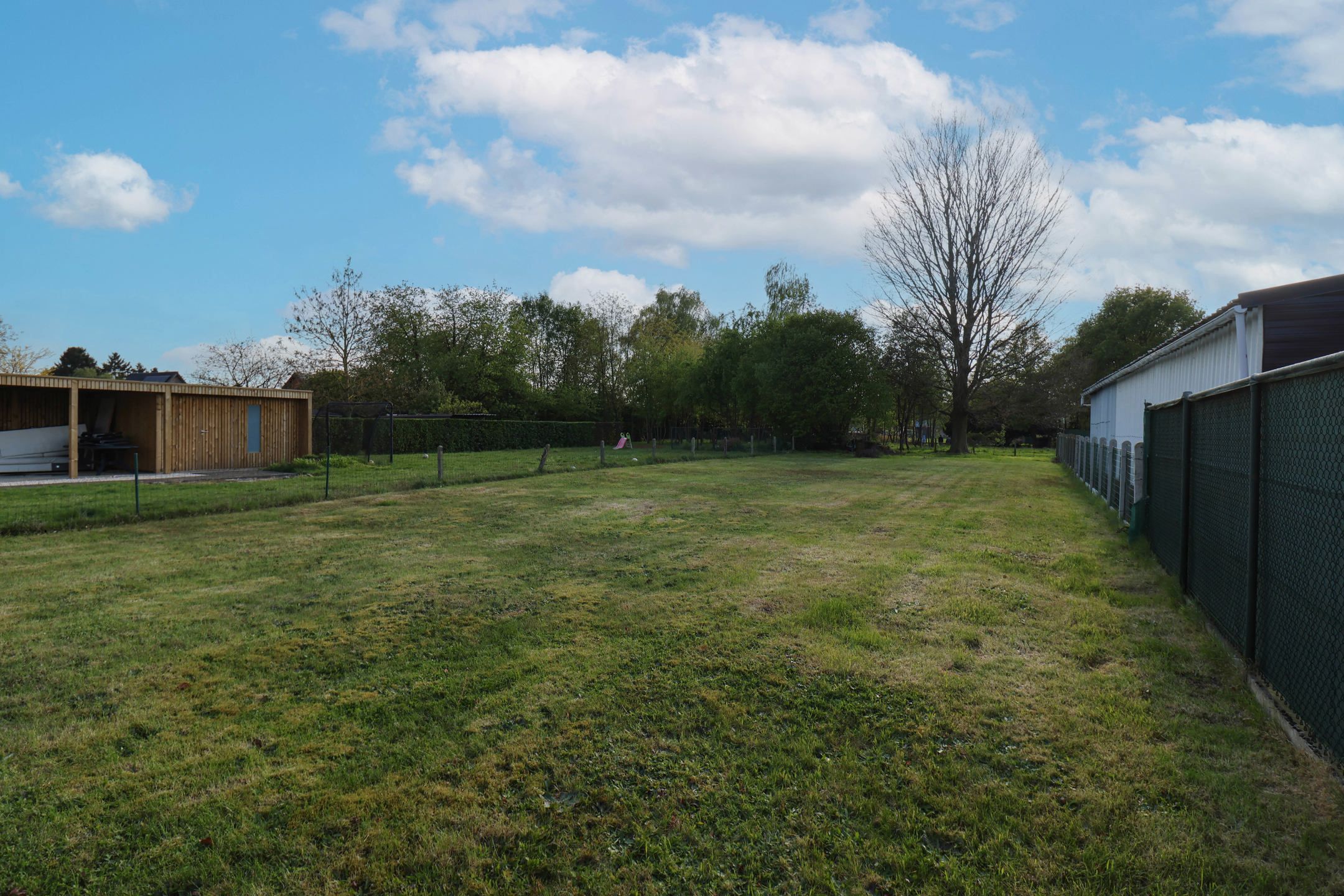 Stijlvolle instapklare woning met 3slpk en terras te Boekt! foto 28