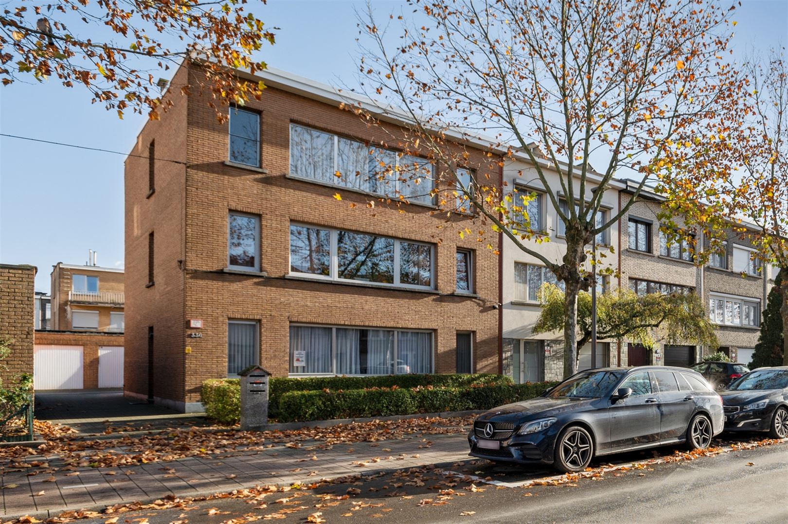 Hoofdfoto van de publicatie: Rustig gelegen gelijkvloers appartement met 2 slaapkamers en garage.