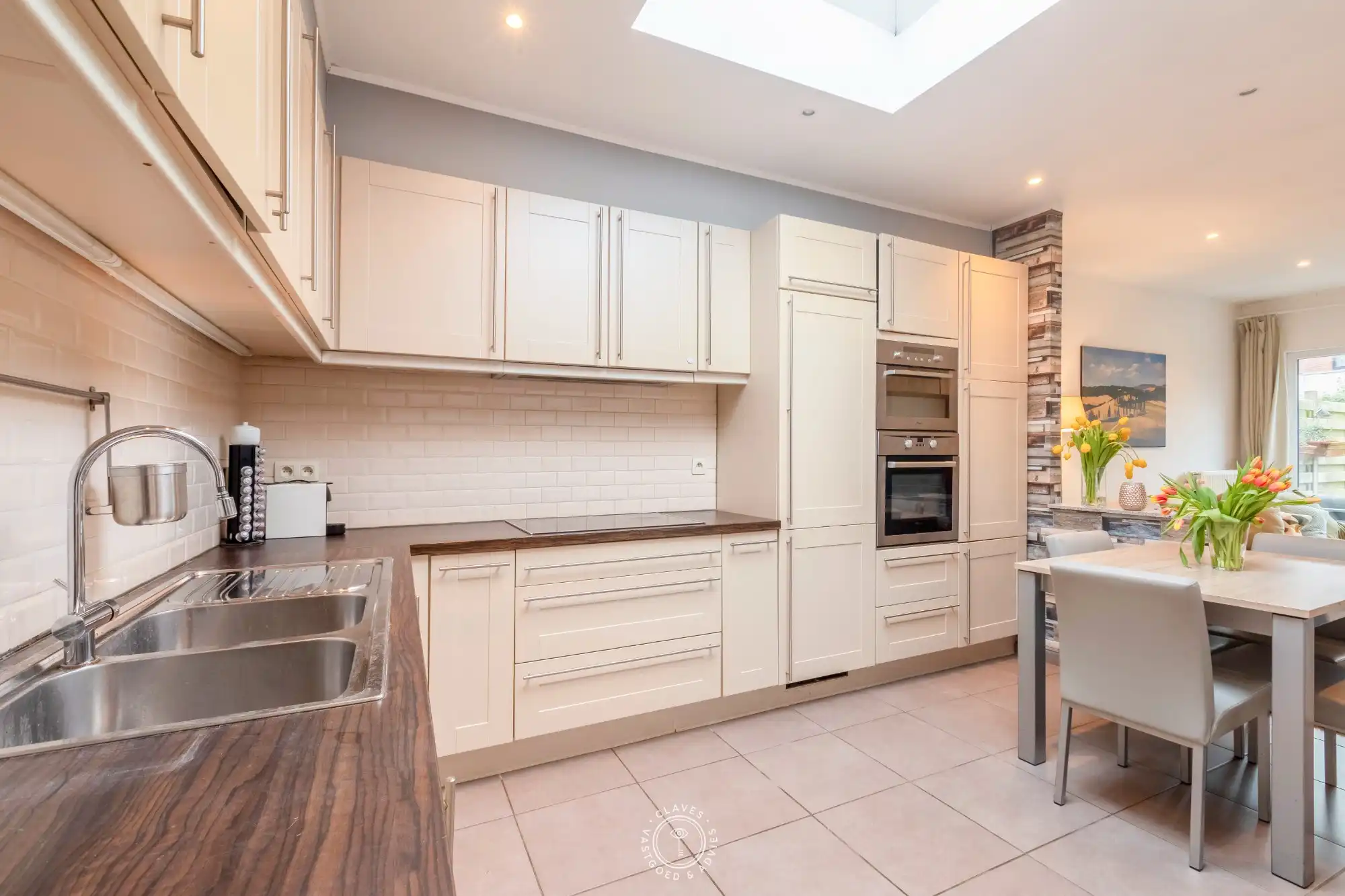 Zeer fijne energiezuinige woning met uitgang achteraan foto 6