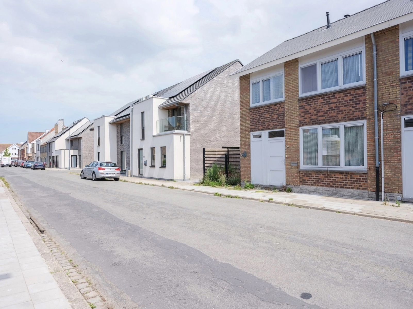 Centraal gelegen halfopen bebouwing met tuin te Zwankendamme foto 2