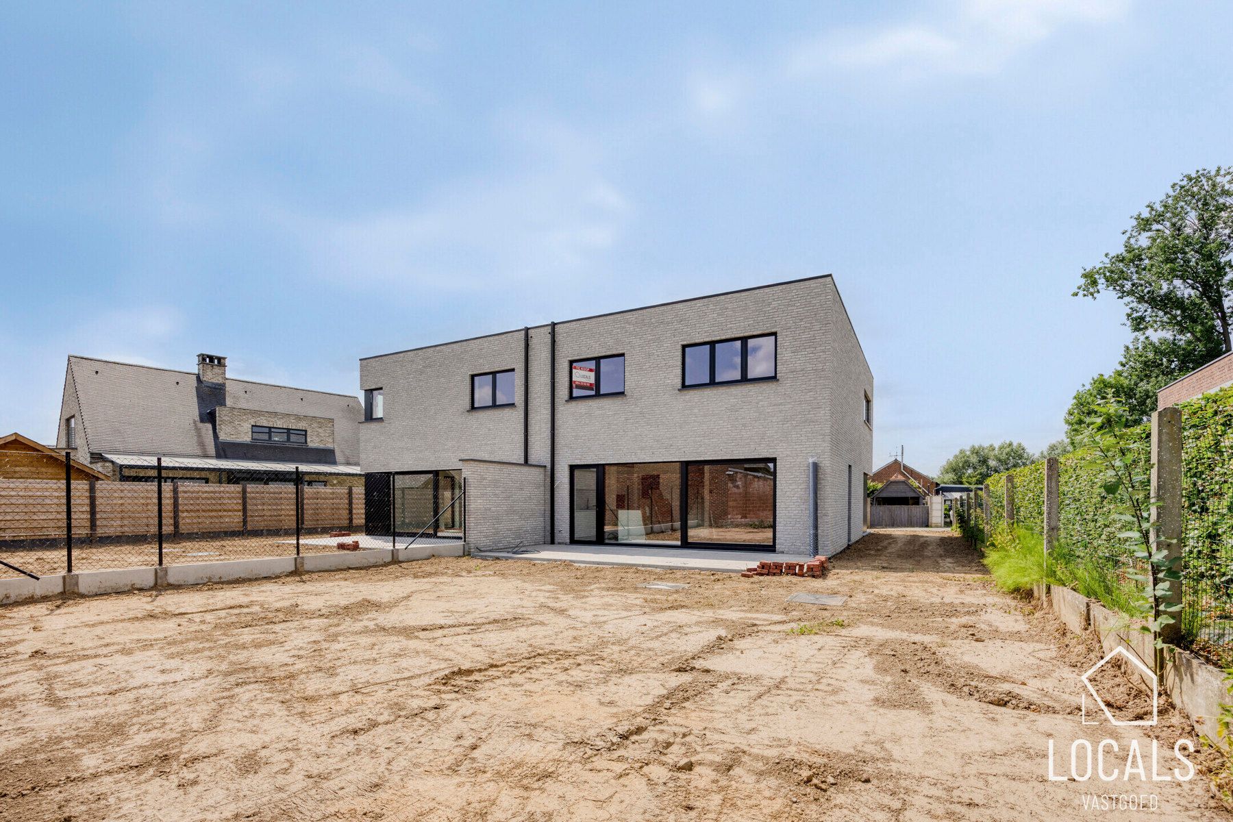 Energiezuinige en instapklare halfopen nieuwbouwwoning foto 2