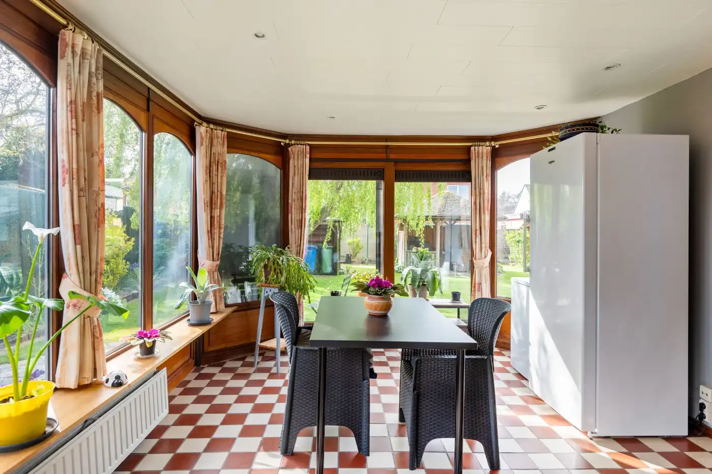 Top gelegen, charmante, vrijstaande woning met 3 slpk. en prachtige zuid-tuin foto 13