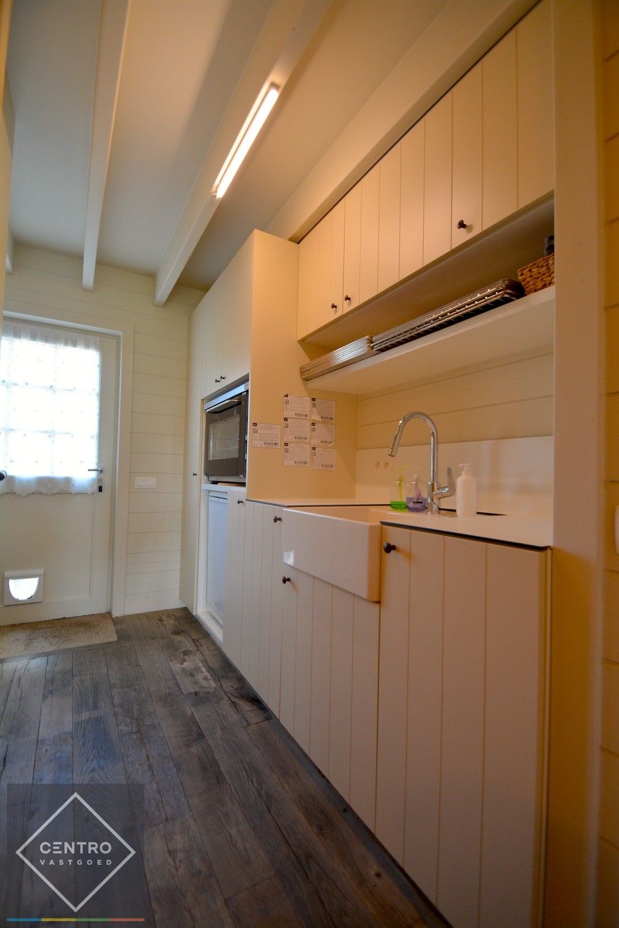 Recent (Bj. 2016) Mi CASA - HANDELSHUIS (538m2), voorzien van grote polyvalente ruimten (vrij beroep, toonzaal, horeca, B&B, ...), 5/6 slaapkamers, 4 badkamers, kelder (114m2), ... Op hoek- en zichtlocatie te Oostkamp. foto 12