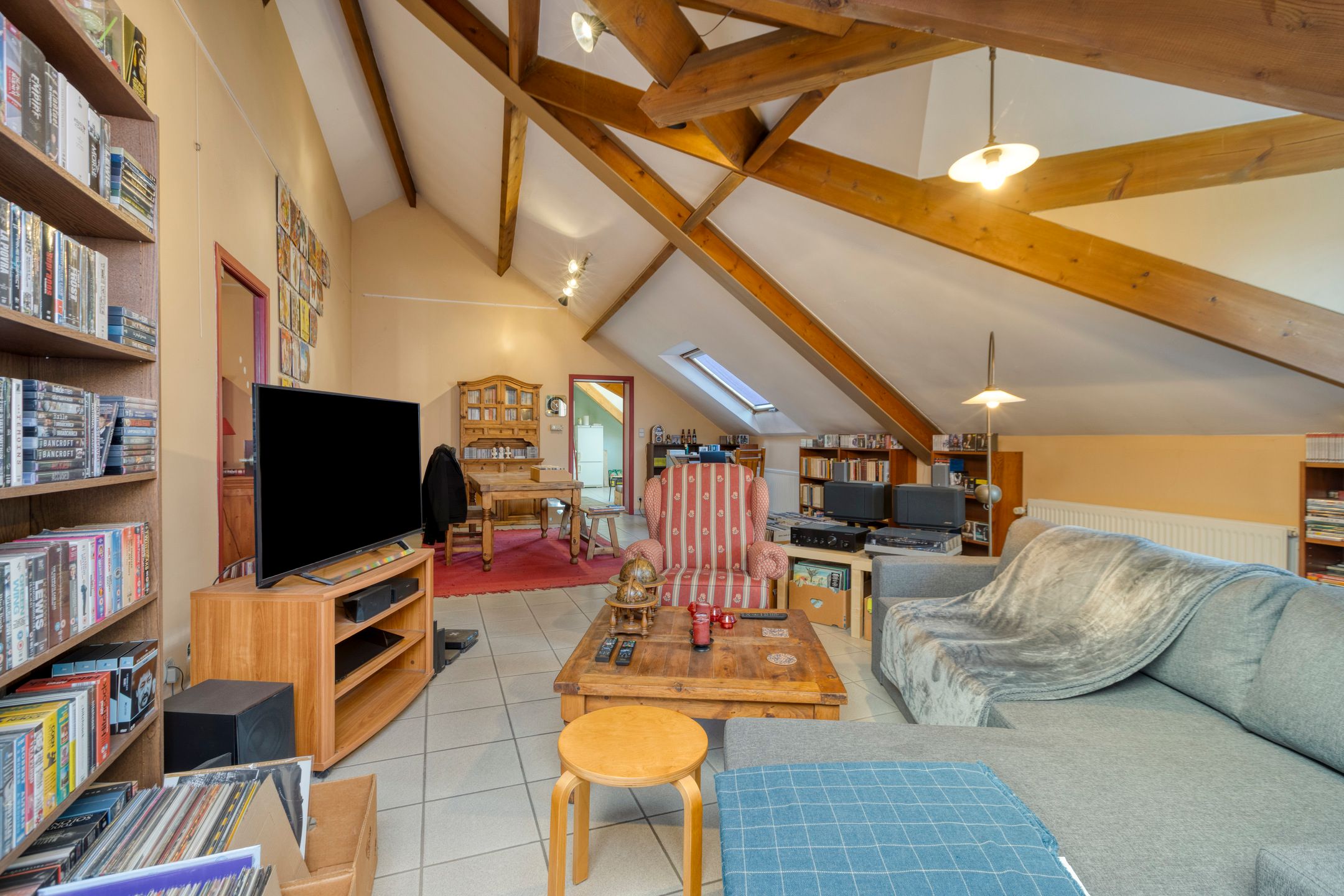 Dakappartement in kleine residentie foto 5