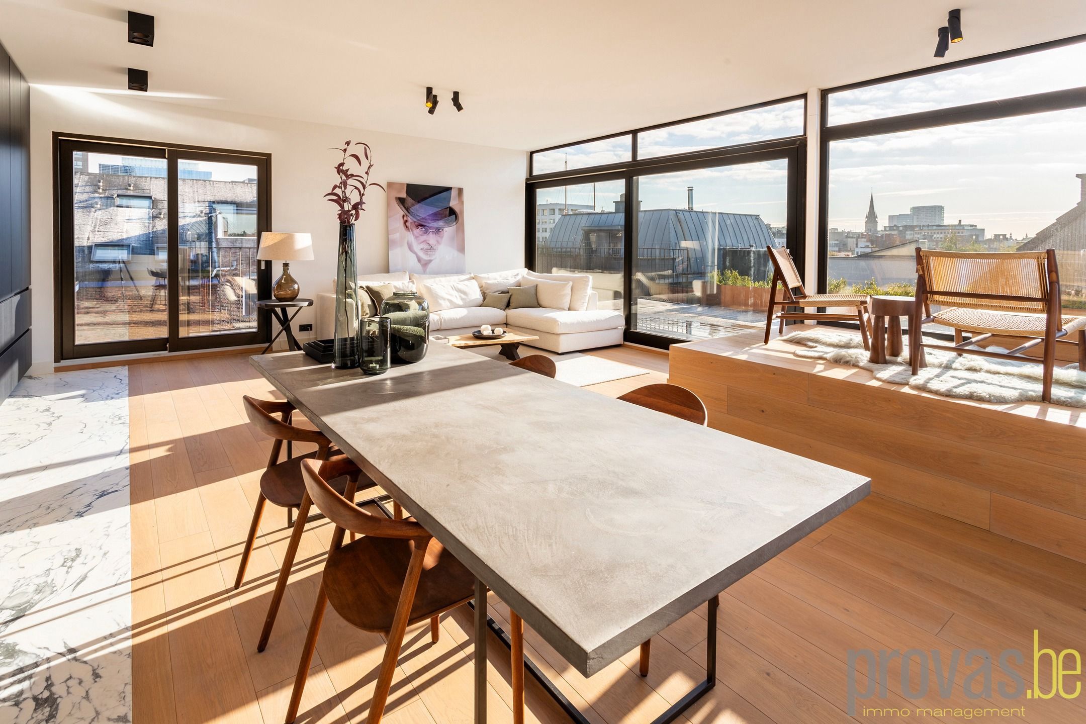 PRACHTIGE PENTHOUSE VAN CA 134 M² MET UNIEK TERRAS CA 102 M² foto 10