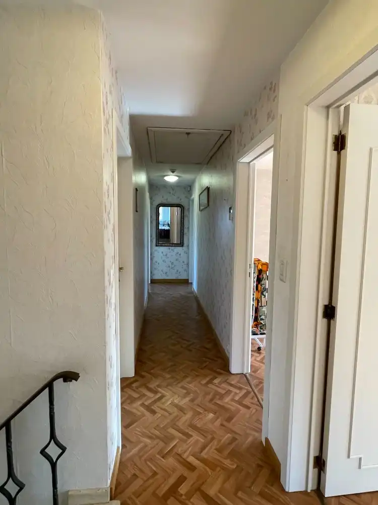 Karaktervolle vrijstaande villa met 5 slaapkamers en mooie tuin foto 12