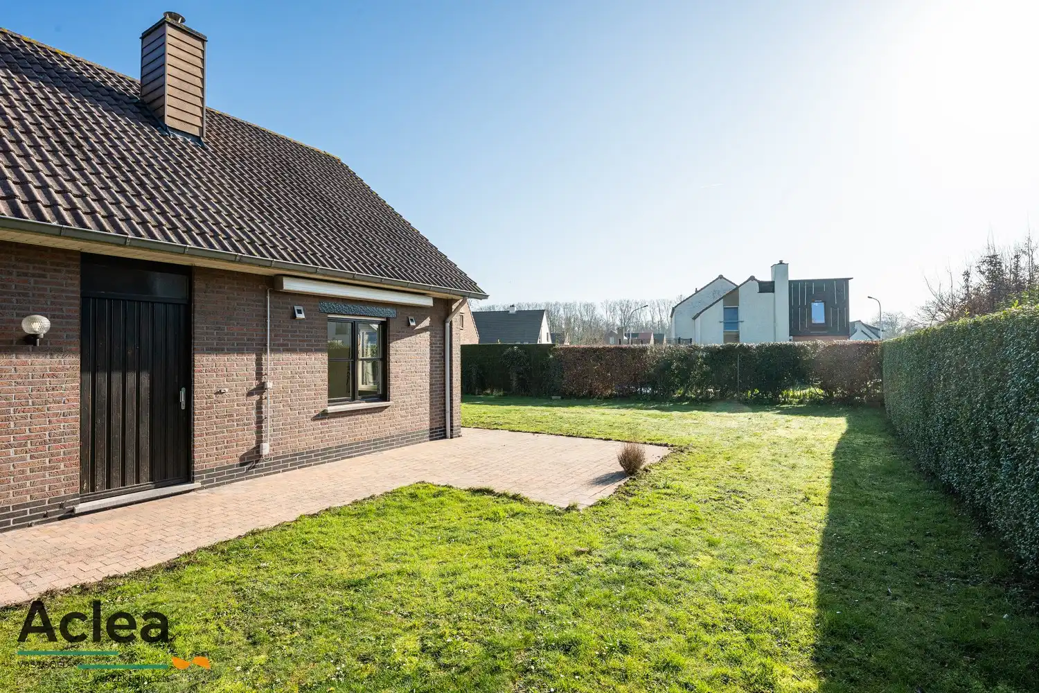 Vrijstaande woning op een zeer goede locatie in Vinderhoute. foto 30