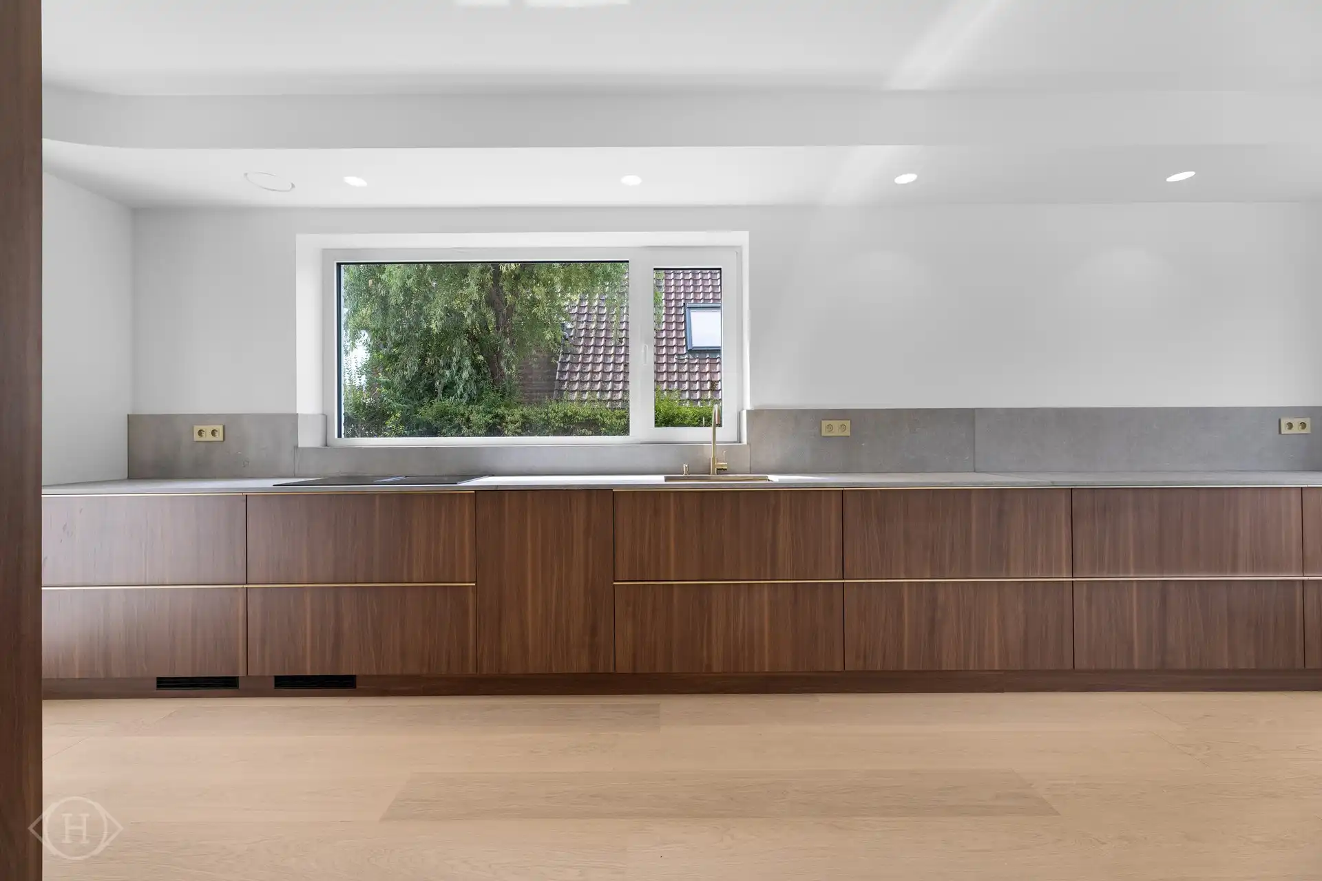 Gerenoveerde villa in gegeerde wijk Ter Elst foto 9