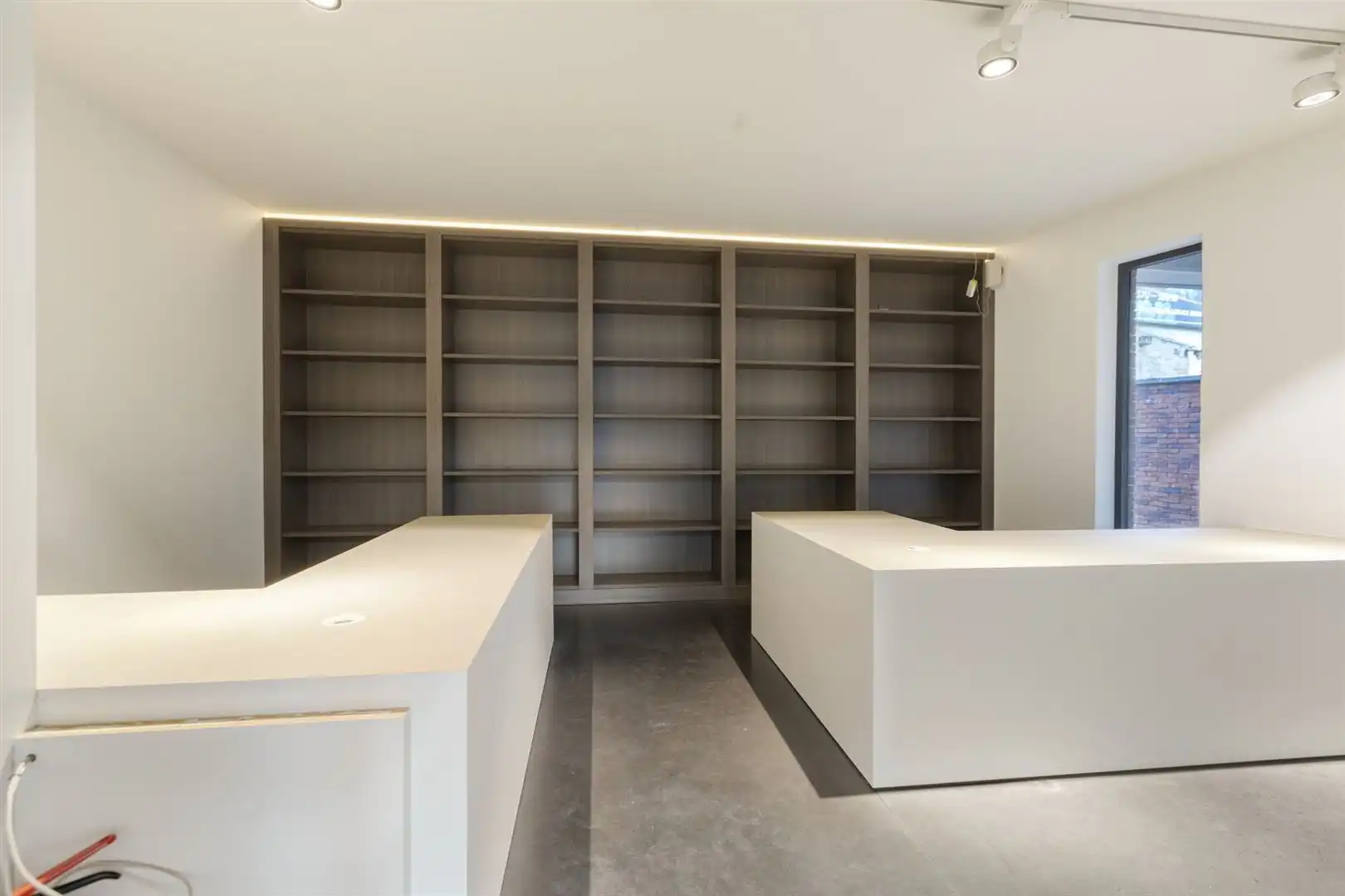 TE KOOP: Modern kantoor op gunstige locatie te Houthalen! foto 14