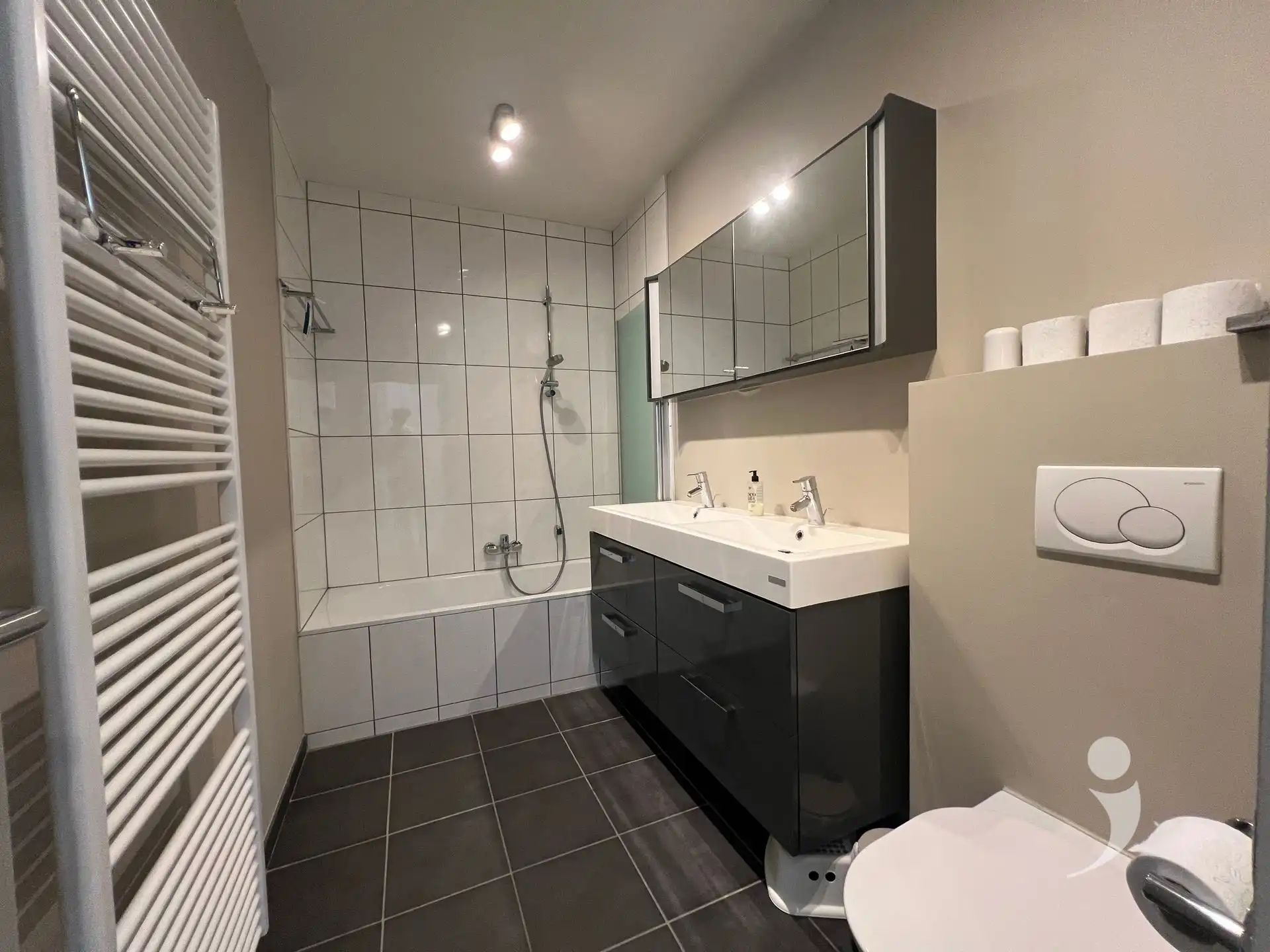 Prachtig gemeubeld 2-slaapkamer appartement te huur in Heverlee instapklaar & centrale ligging foto 6