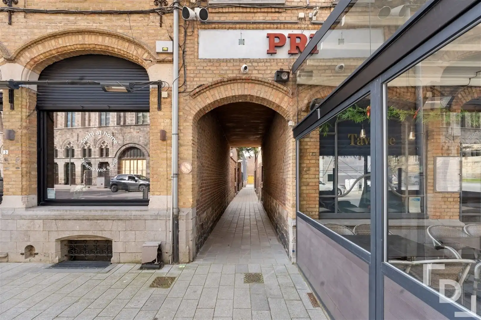 Appartement van 300m² met garage op toplocatie in Ieper foto 23