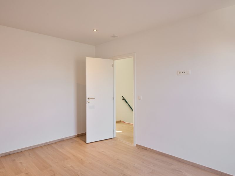 Instapklare gezinswoning met tuin in hartje Kieldrecht foto 13