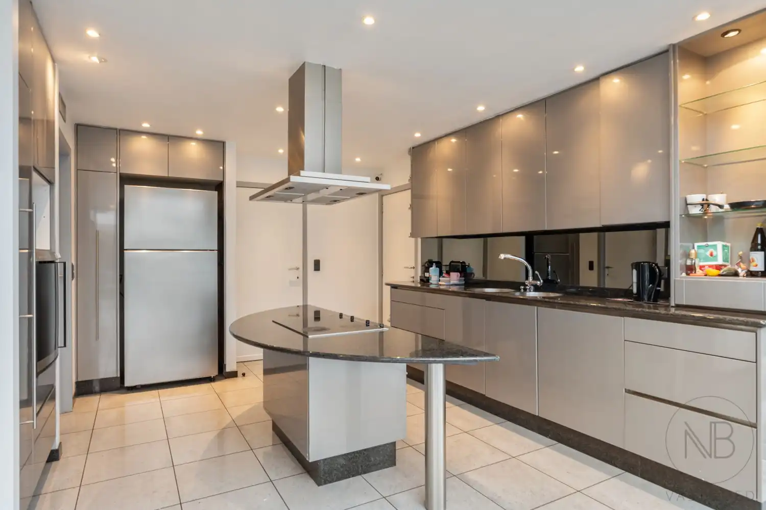 Klassieke villa met 5 slaapkamers ( momenteel met handelshuurovereenkomst) foto 15