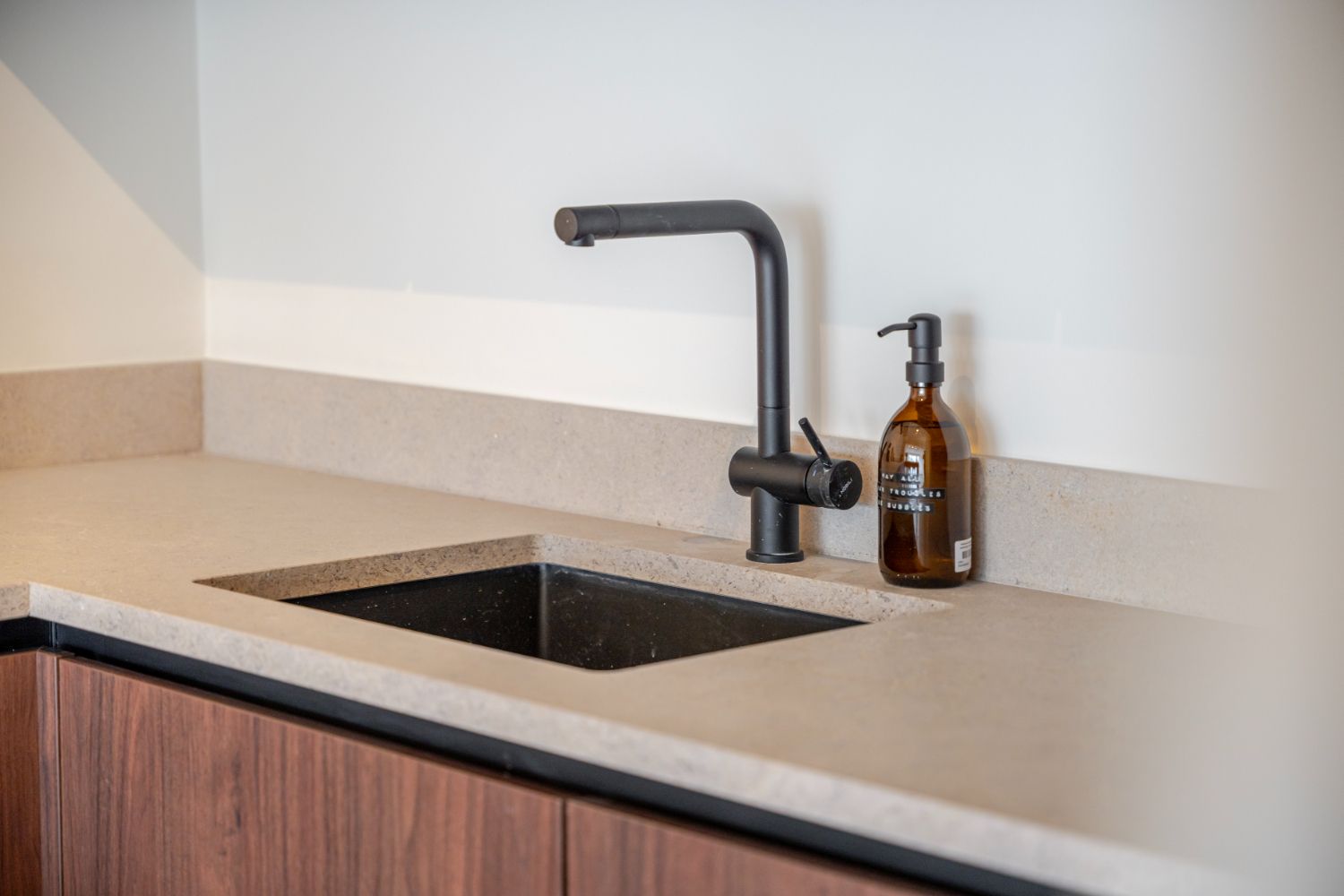Gerenoveerd appartement met open zicht! foto 7