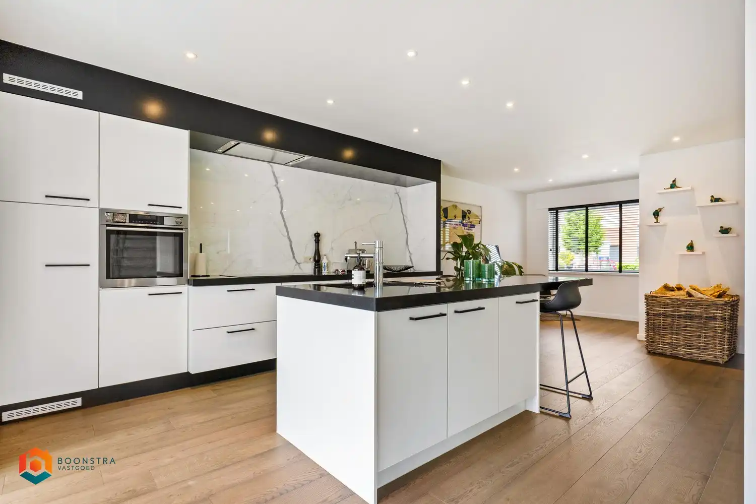 Instapklare woning met 3 slpkrs, garage en tuin te Keerbergen foto 6