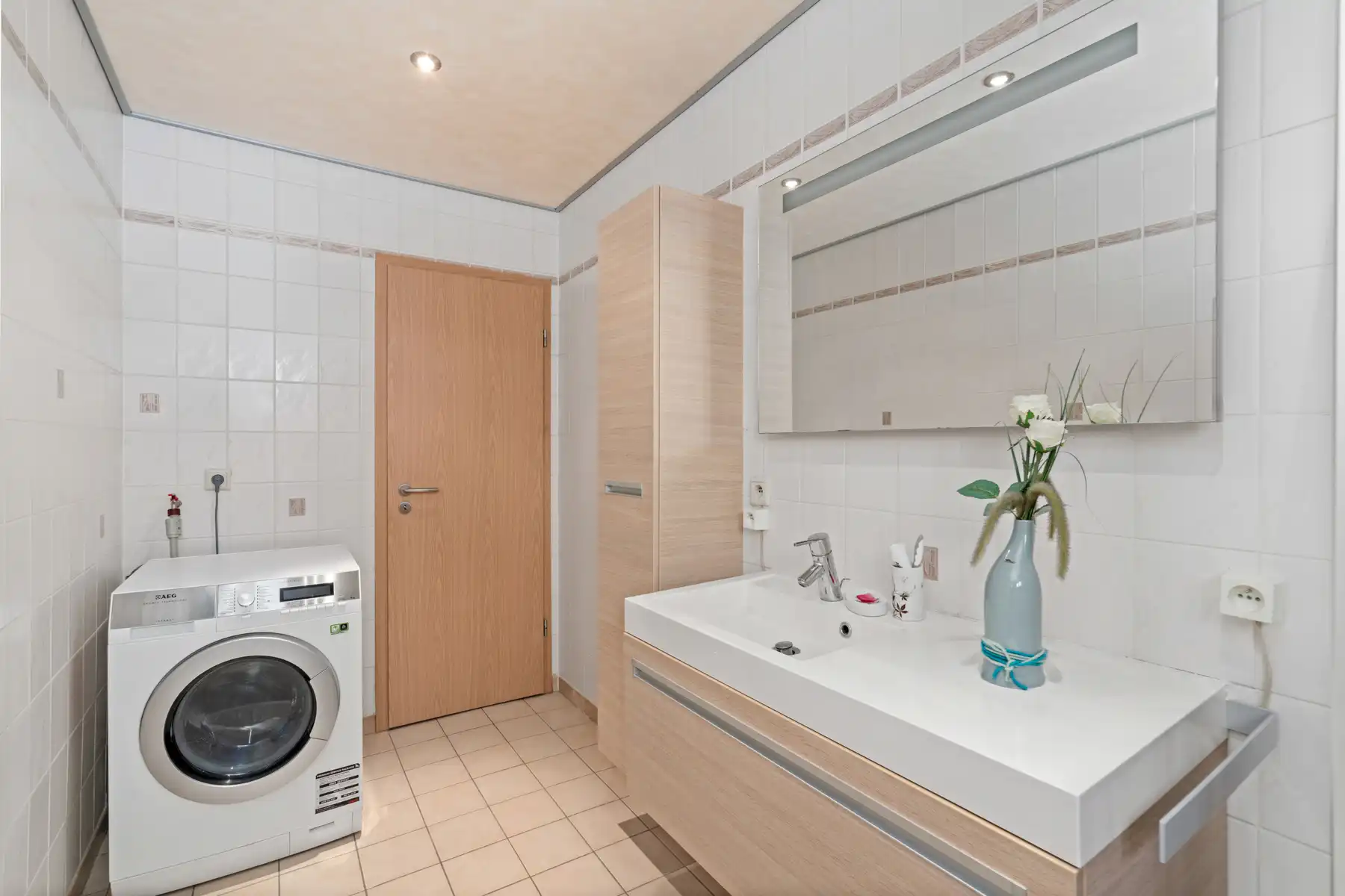 Instapklare gezinswoning met 3 slaapkamers, 2 badkamers foto 20