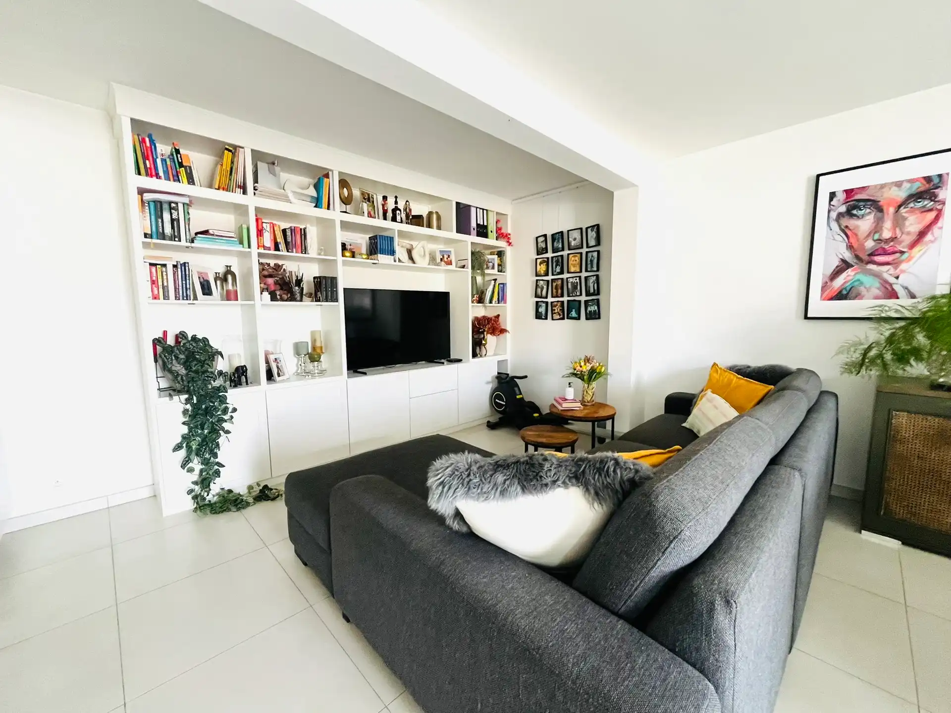 VOLLEDIG BEMEUBELD APPARTEMENT TE LIEDEKERKE foto 3