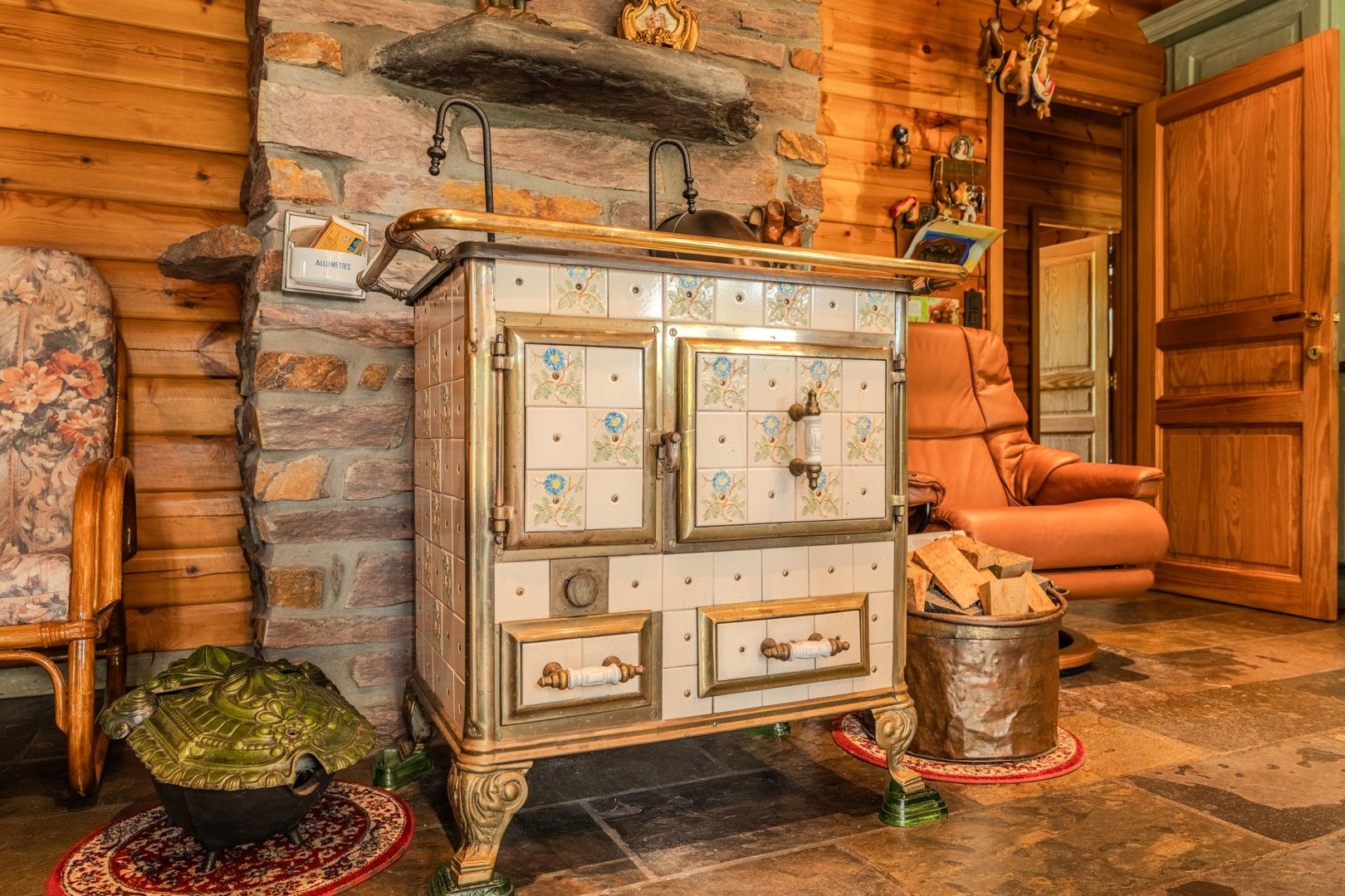 Ruime villa met mooie tuin foto 9