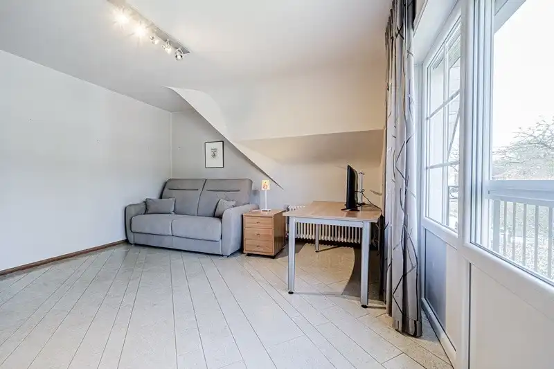 Karaktervolle, statige villawoning met 3 à 4 slpks en royale tuin foto 31